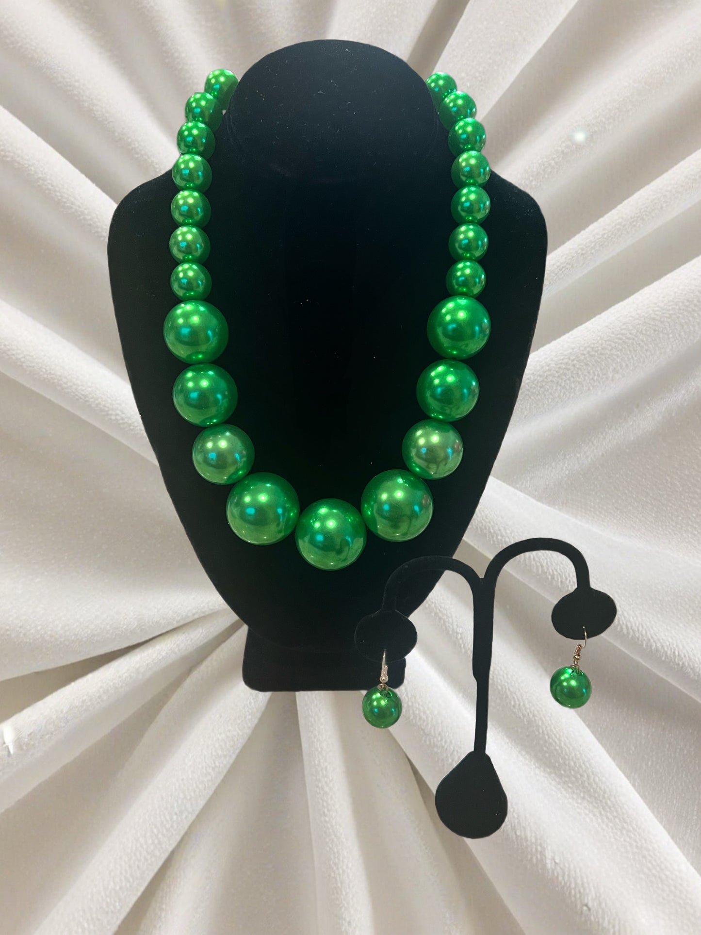 Green Pearl Necklace Set