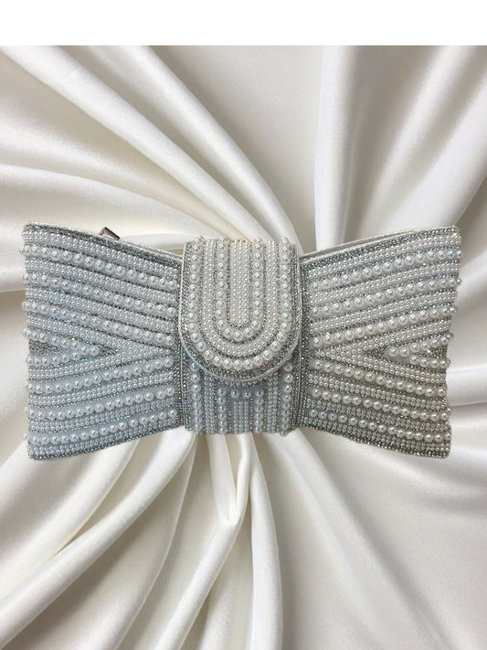 Pearl Clutch